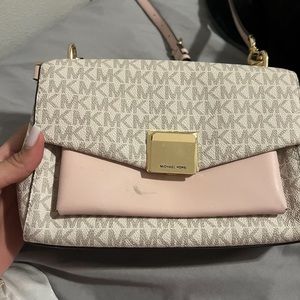Michael kors cross body purse. Used.
